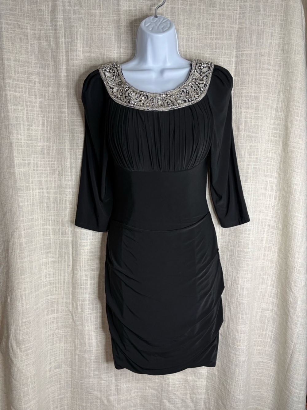 Sherri Hill Black Jeweled Open Back Ruched Cocktail Dress size 2